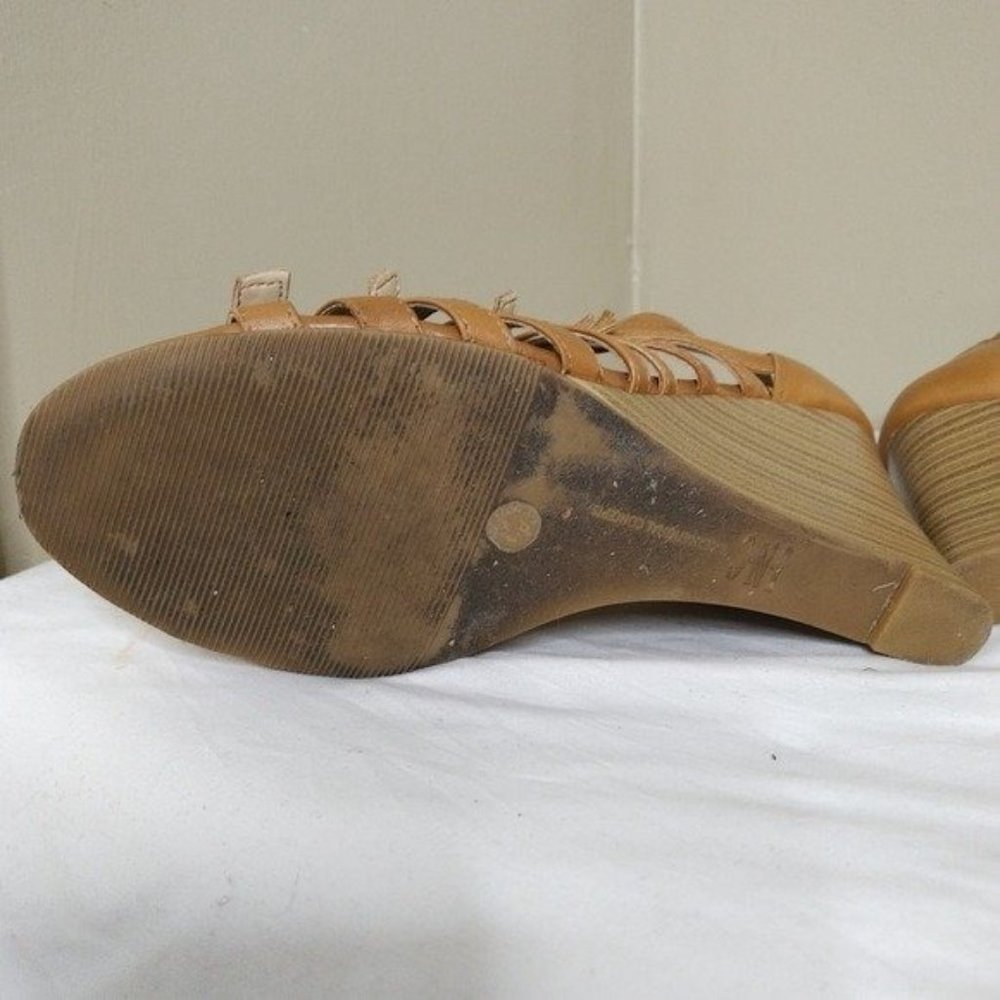INC International Concepts Tan Strappy Wedge Sandals Faux Wood Look Heel… - Picture 4 of 10